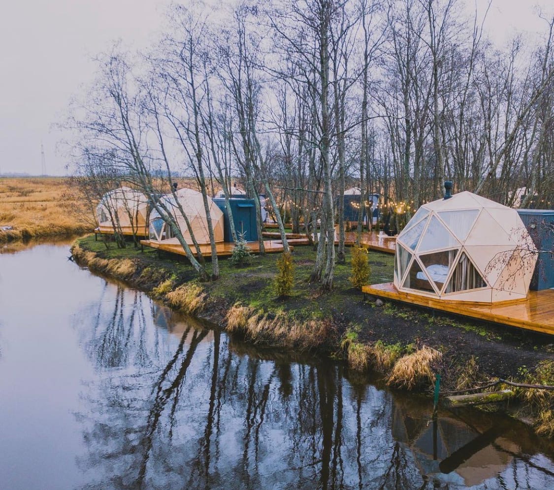 Glampi place - снять глэмпинг в Ленинградской области, стильные купольные  домики